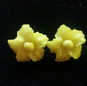 Vintage Unique Yellow Flower Earrings